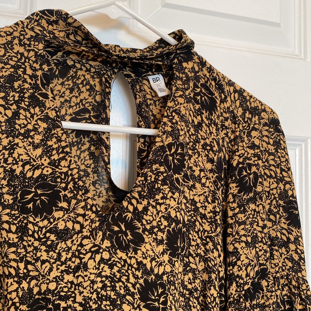 BP ruffle long sleeve blouse XS - Picture 2 of 7